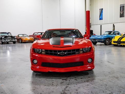 Used 2010 Chevrolet Camaro SS w/ RS Package RWD image 8