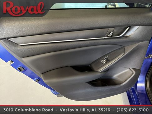 Used 2019 Honda Accord Sport image 18