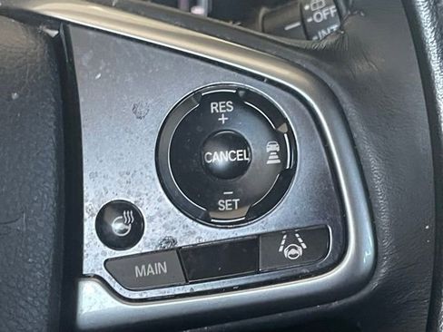 Used 2022 Honda CR-V Touring image 10