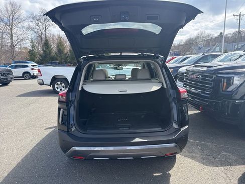 Used 2023 Nissan Rogue SL image 21