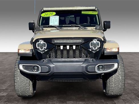 Used 2020 Jeep Gladiator Sport w/ Quick Order Package 24S image 3