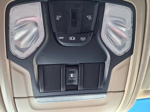 Used 2019 RAM 1500 Tradesman AWD/4WD image 19