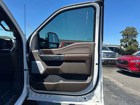 New 2025 Ford F250 King Ranch w/ Chrome Package image 44