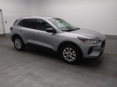 Used 2023 Ford Escape Active FWD image 11