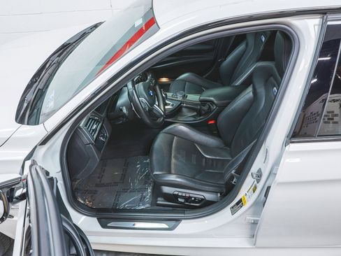 Used 2015 BMW M3 image 44