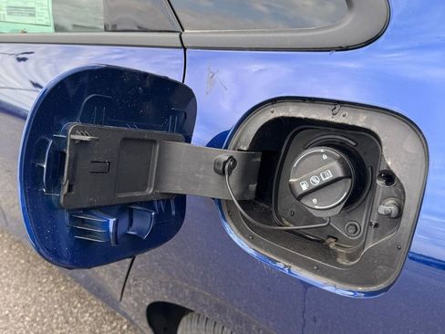 New 2025 Kia K5 EX image 8