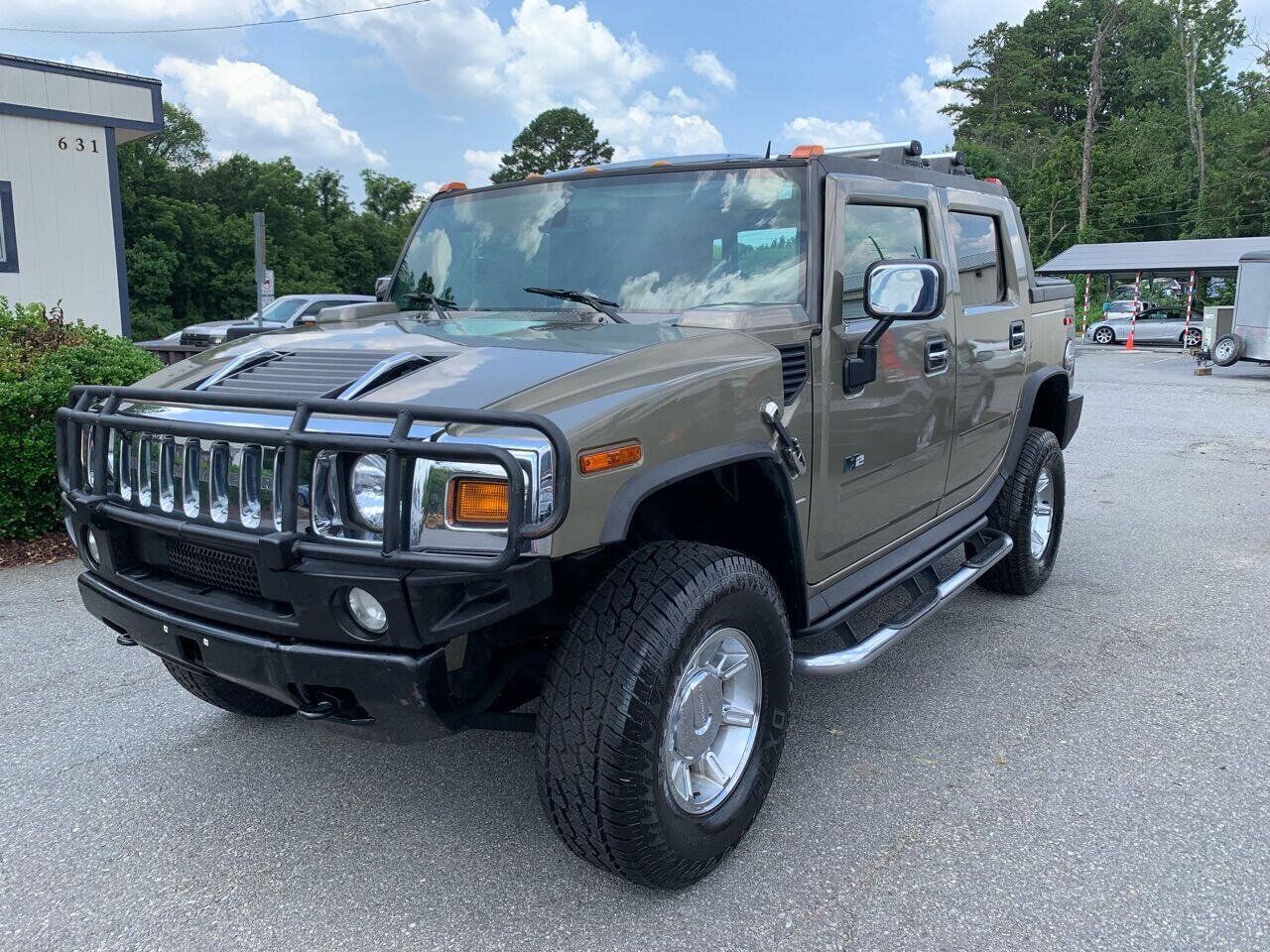 Used 2005 HUMMER H2 SUT w/ Preferred Equipment Group AWD/4WD image 7