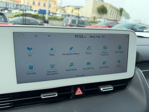 Used 2023 Hyundai Ioniq 5 Limited image 28