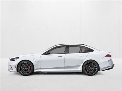 New 2027 BMW M5 w/ Executive Package AWD/4WD image 3
