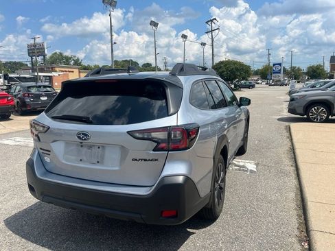 Used 2023 Subaru Outback Onyx Edition AWD/4WD image 4