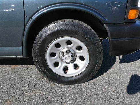 Used 2014 Chevrolet Express 1500 LS image 29