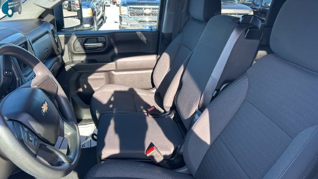 Used 2024 Chevrolet Silverado 2500 Custom w/ Custom Convenience Package AWD/4WD image 29