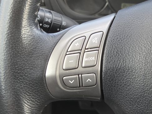 Used 2010 Subaru Forester 2.5X Limited AWD/4WD image 29