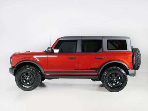 Used 2023 Ford Bronco Wildtrak AWD/4WD image 2