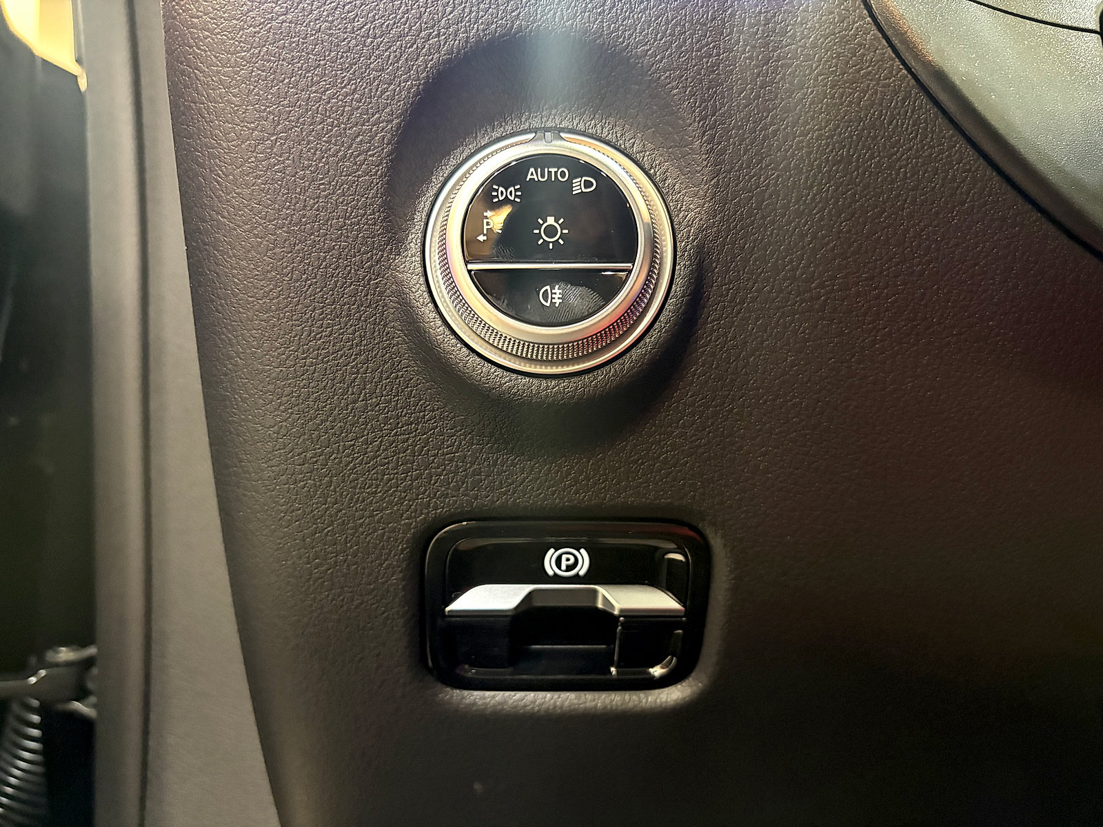 New 2027 Mercedes-Benz CLE 450 4MATIC Coupe image 19