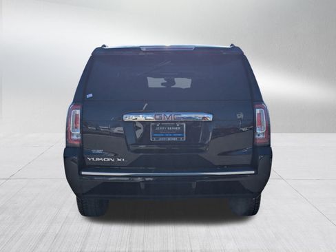 Used 2015 GMC Yukon XL Denali w/ Touring Package image 4