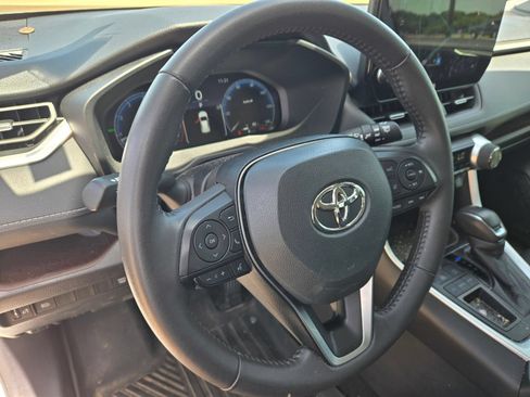 Used 2024 Toyota RAV4 Limited FWD image 9