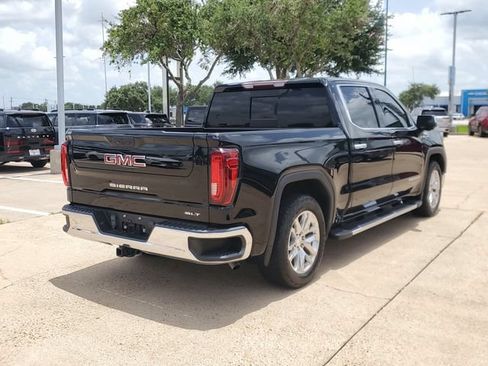 Used 2021 GMC Sierra 1500 SLT RWD image 3