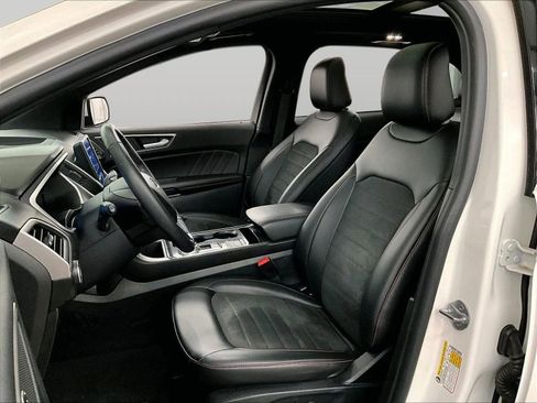 Used 2021 Ford Edge ST-Line image 24