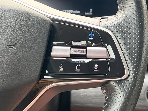 Certified 2023 Nissan Ariya AWD image 24