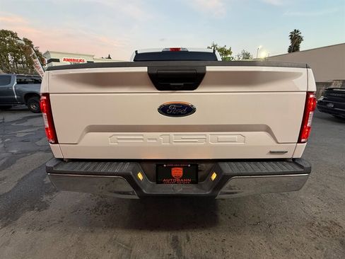 Used 2018 Ford F150 XLT image 11