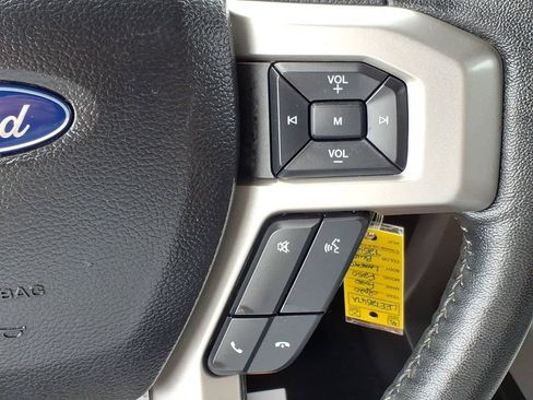 Used 2020 Ford F250 Lariat w/ Chrome Package AWD/4WD image 23