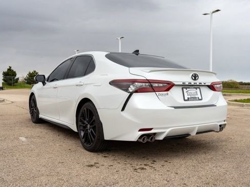 Used 2021 Toyota Camry XSE w/ Blackout Package (TMS) FWD image 5