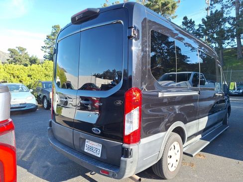 Used 2023 Ford Transit 350 XLT image 5