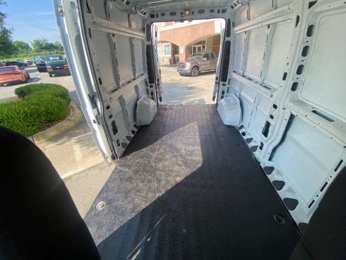 Used 2022 RAM ProMaster 2500 image 17