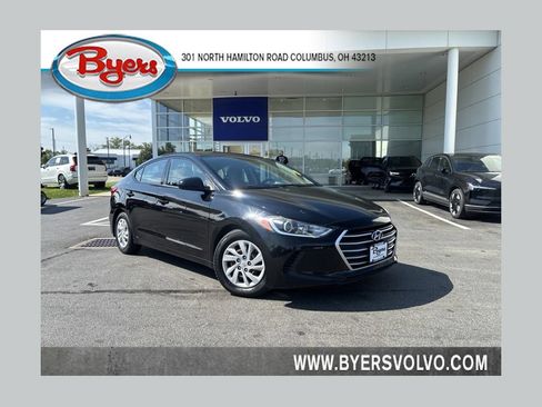 Used 2018 Hyundai Elantra SE w/ Cargo Package FWD image 1