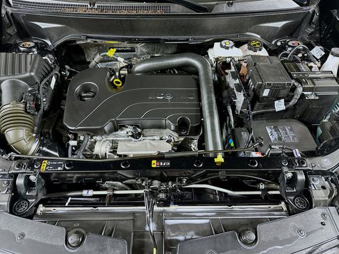 Used 2024 Chevrolet Equinox LT image 27