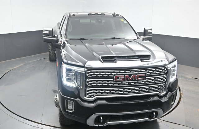 Used 2023 GMC Sierra 3500 Denali w/ Denali Ultimate Package AWD/4WD image 24