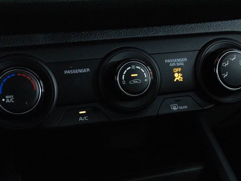 Used 2024 Kia Forte LXS image 22