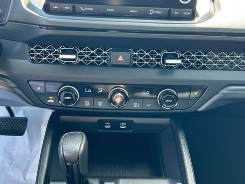 Used 2023 Honda Accord EX image 19