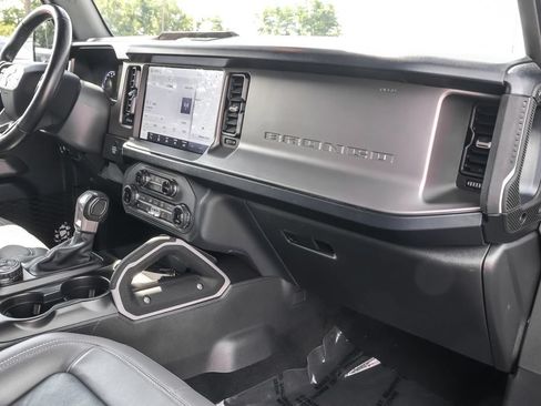 Used 2022 Ford Bronco Outer Banks AWD/4WD image 36
