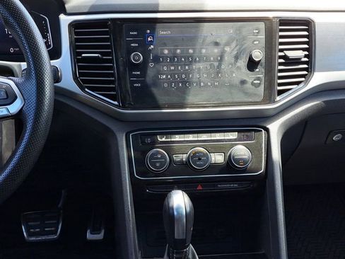 Used 2021 Volkswagen Atlas Cross Sport SEL Premium image 24