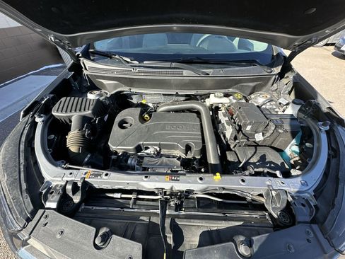 Used 2024 Chevrolet Equinox LS w/ LS Convenience Package image 29