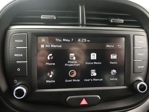 Certified 2025 Kia Soul LX w/ LX Technology Package FWD image 22