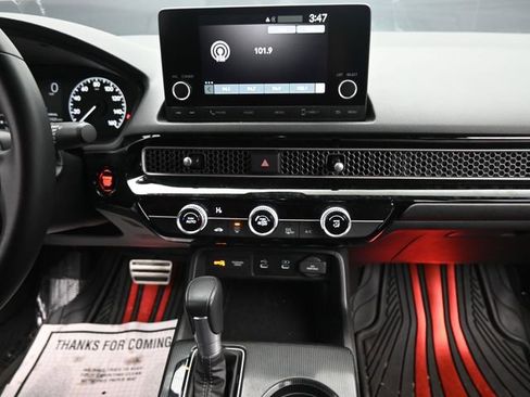 Used 2025 Honda Civic Sport image 16