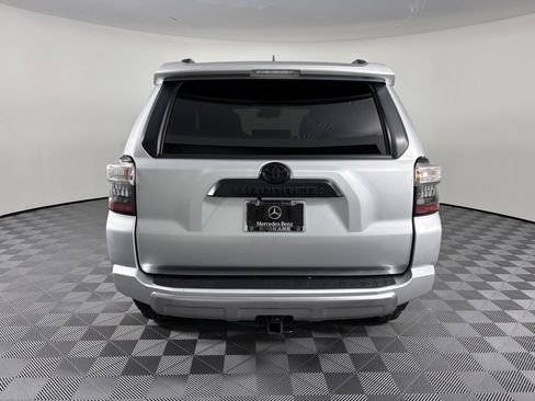 Used 2023 Toyota 4Runner TRD Off-Road Premium w/ Moonroof Package AWD/4WD image 6