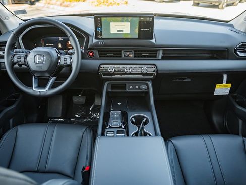 New 2026 Honda Pilot Touring image 22