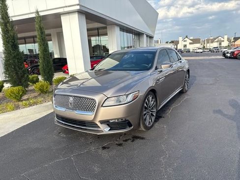 Used 2018 Lincoln Continental Select w/ Continental Climate Package FWD image 5