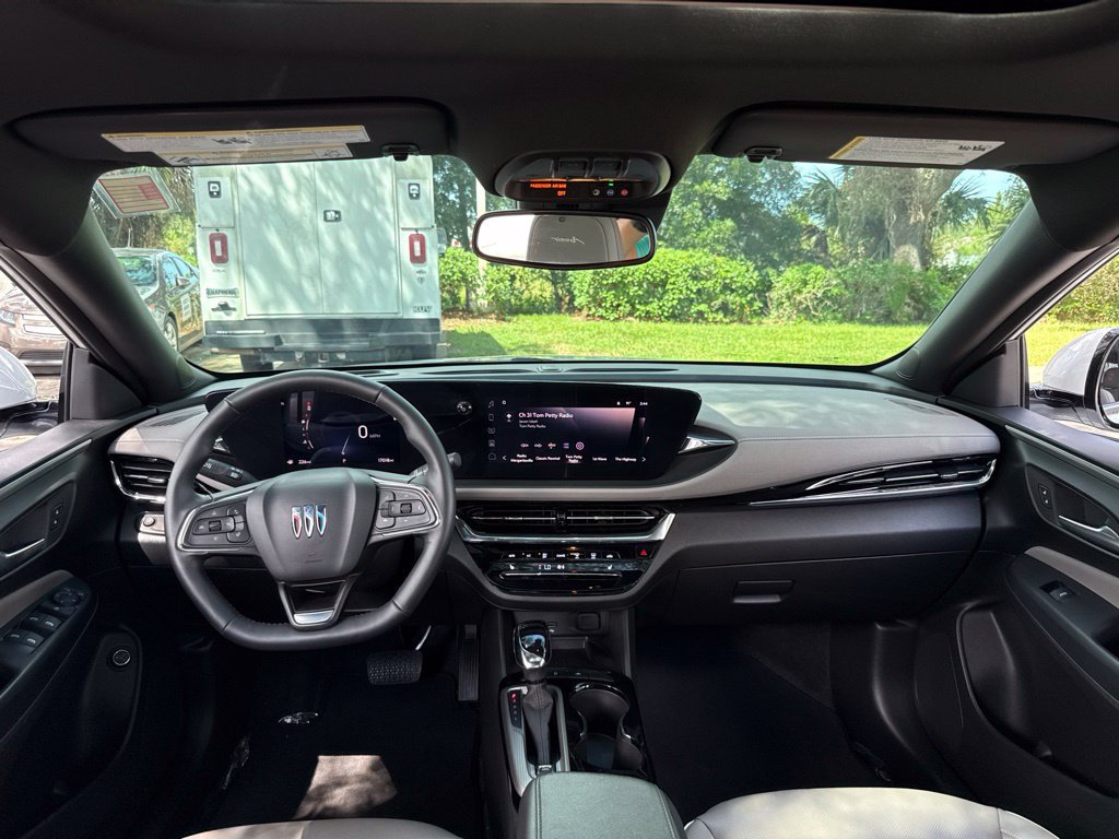 Used 2025 Buick Envista Avenir FWD image 15