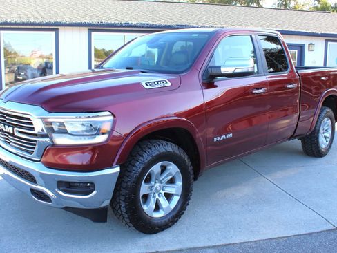 Used 2019 RAM 1500 Laramie AWD/4WD image 33
