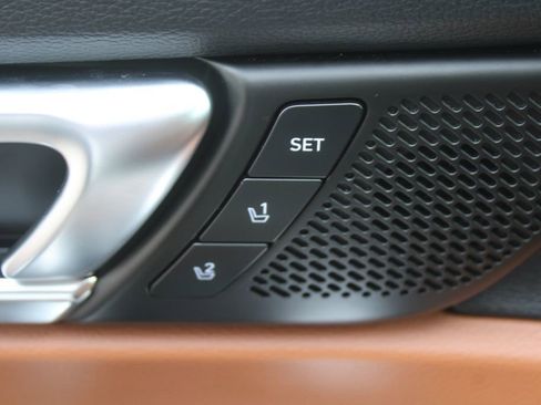 Certified 2025 Kia Telluride SX Prestige X-Pro AWD/4WD image 25
