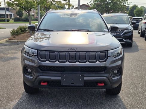 Used 2022 Jeep Compass Trailhawk w/ Trailhawk Elite Group AWD/4WD image 2