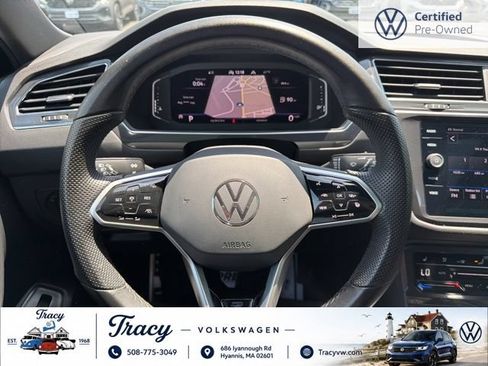 Used 2022 Volkswagen Tiguan SEL R-Line AWD/4WD image 15