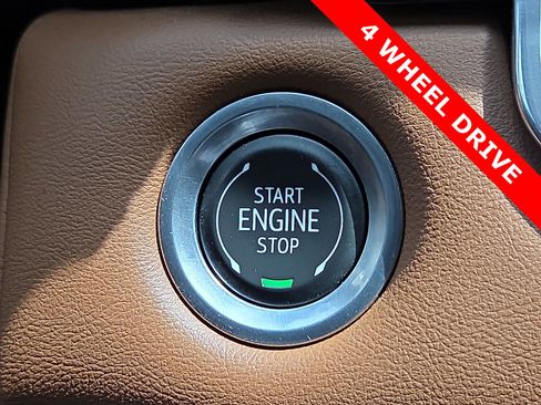 Used 2024 GMC Canyon AT4 AWD/4WD image 20