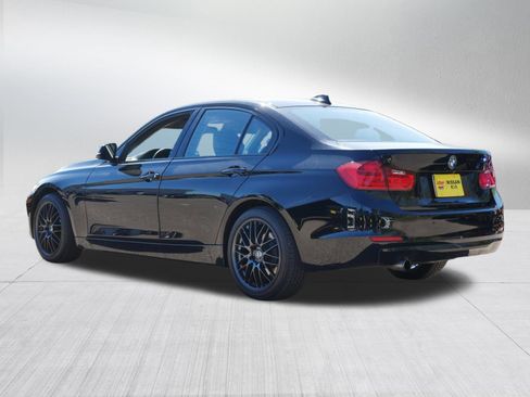 Used 2015 BMW 320i xDrive Sedan AWD/4WD image 5