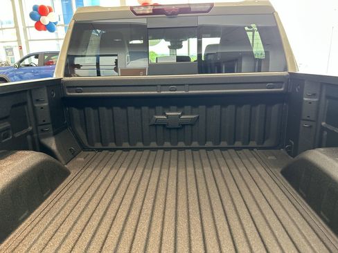 New 2026 Chevrolet Silverado 1500 High Country w/ Technology Package AWD/4WD image 7